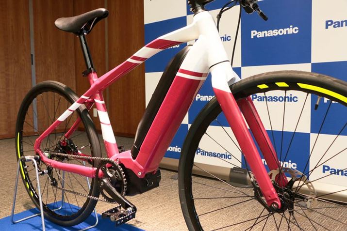 uXU-1ṽt[x[XƂĂ邪APC擱Ԃ͍ł̈萫d݌vɑ傫ǂĂBt[̑fނ̓x[XԂƓAA~