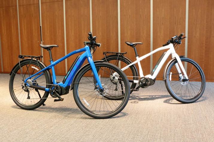 V^uXU1viBE-EXU244j̃TCY1840iSj×590iSjmmŁAdʂ24.5kgB}bgCu[iOjAVCp[zCgij2FpӂĂA[J[]i251,000~iōjƂȂĂ