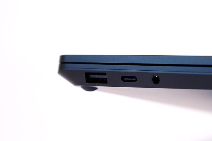 OC^[tFCX́AUSB Type-CAUSB Type-AA3.5mmwbhz[qASurface Connect|[ĝ