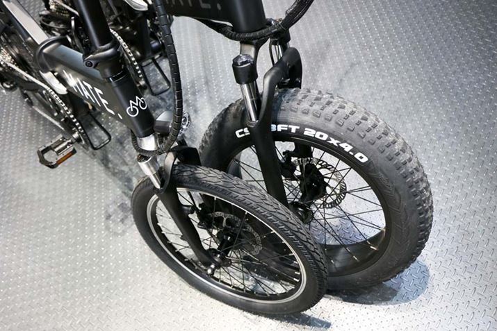 MATE X 250̃^CijƔrƁÄႢ͈ڗđRB20C`AႤƂŃ^C̊Oa傫قȂ