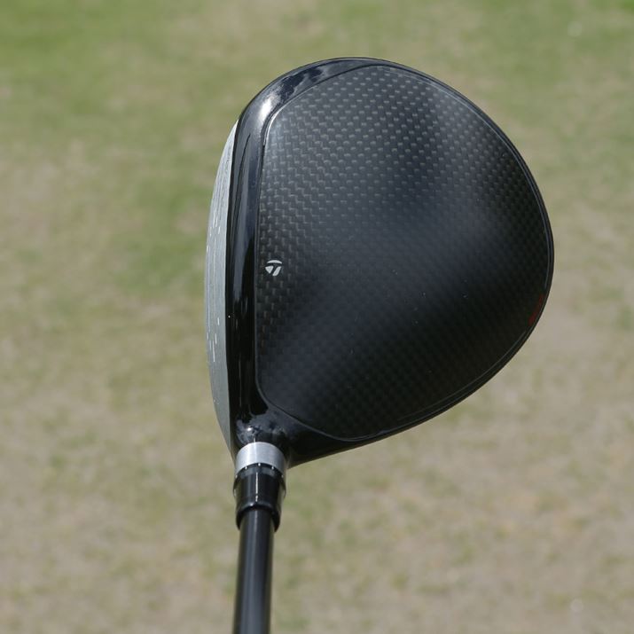 wbhVFCv́Aq[Ƀ{[ی^Be[[ChEbh̓łAtF[Xt߂̃NẺ͍hAJ[{͗lZɎdグĂ܂BVo[̃tF[XƂ̃RgXg߂ɂȂA\₷ł