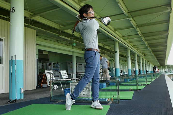 Z߂̒AKxȏdʁAԂȃwbhɂAƂĂU蔲₷NuɎdオĂ܂