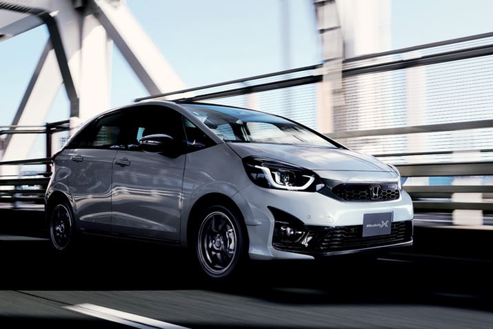 utBbgLUXEiNXjvx[XԂƂāAcSnȂǂɌコ邽߁AGAp[c̑_p[̉ǂȂǂ{ꂽ utBbg eFHEV f[Xv