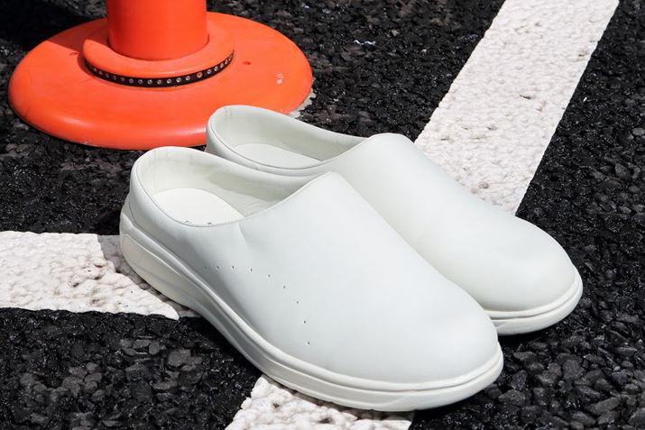 {̃V[YuhA[X^[̃v_NgCuGCgeXvAߏ玩ł̃[g[N܂őΉAbNXĂ郂fЉI