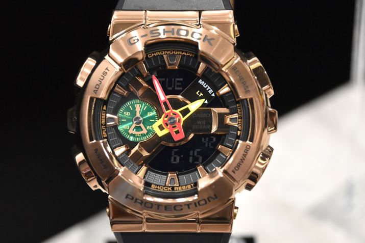 Ĩ[cłxiãiViJ[uCG[vAuO[vAubhv𕶎ՂɔzFBubWp[ćAŃ^bNɎdグĂ