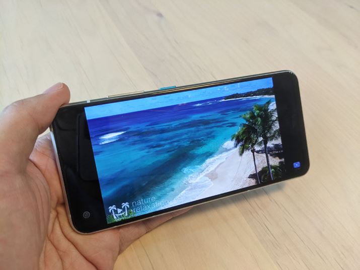 ̍Đ́AĐRec̃AXyNgɂĂ͍E؂Ă܂܂AF͑N₩~\Lł