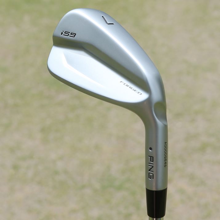 ꌩƃ}bXobNɌV[vȃ{fB`Bނ́AƂR|Wbg}bXƂĂׂV\ɂȂĂ܂