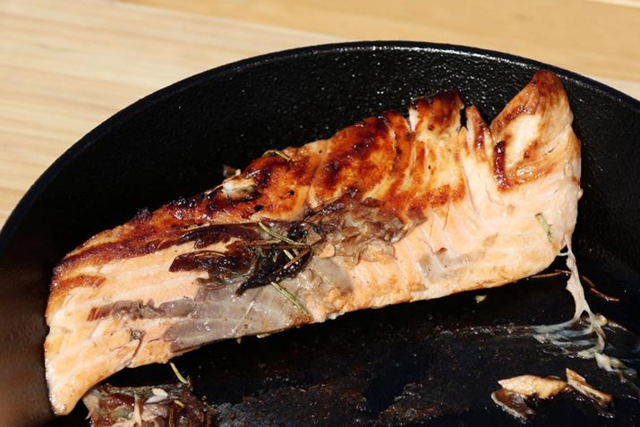 XLbg͍ɂȂ̂ŁAT[̗ʂɂ͂ƂĂFĂ܂