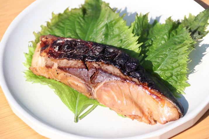 ܂Akł݂ƁAu̐gЂĂۂɓĂ䂸̍A|IɃbhV_[iV_[Ov[g̖؍ށj̍̂قI uvNuvƂBAHׂĂ݂ƁA䂸̍肪LAƗHĂɂȂ܂B΂ŏĂFtĂ̂ō΂킦̂BMX̂͂񂪗~Ȃ閡ł