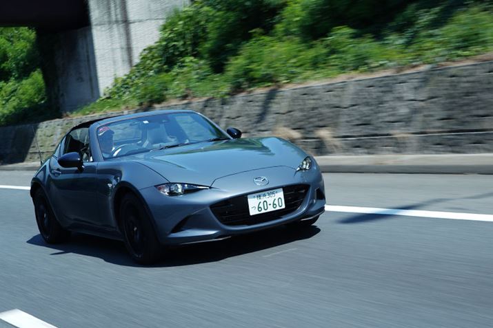 ͐\ɗ]T镪Aꂽq𔭊RFB܂TXyVɂAdȏ薡ł