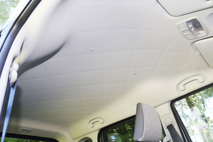 uSRX}Cv́A[tɂЂ`̃fUC{ĂȂǁACeAׂ͍ȕ܂łꂾ