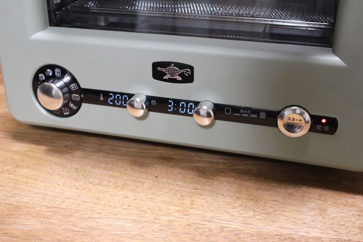 ăRI }CRtfȂ̂ŁA{̃tgɃfW^̑암𓋍ڂĂ̂AW[U[ƂĂ͐VN