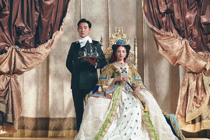 Vvu肱v +5Gv̔\ƓɁAUQ mobile̐VC[WLN^[ł閞Ђ肳ƏcNperCM\ꂽ