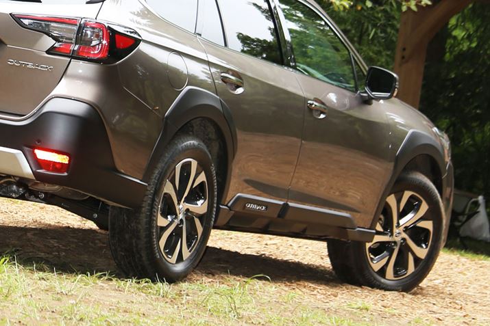 V^uKVBAEgobNviLimited EXj̃TChC[W