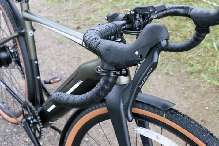 u[LƃVtgo[uGRXvO[hBMA`FWo[őł