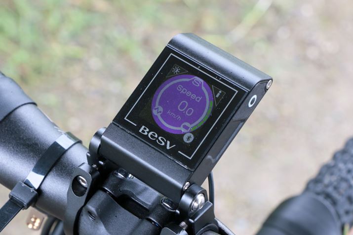 y_𓥂ޗ͂ɍ킹ăAVXg͂ĂuX}[g[hvŎ悵