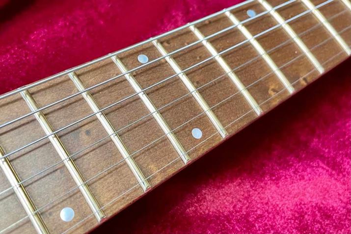 w̓[XebhCvBw̐FEVO Goldtbg̒WFƂ̃}b`