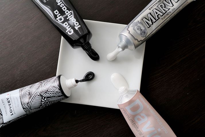 F͂Ȃ݂̔̂قɁAgh܂I ē{ł͂ȂȂȂ̂ŁAƒR邩cc