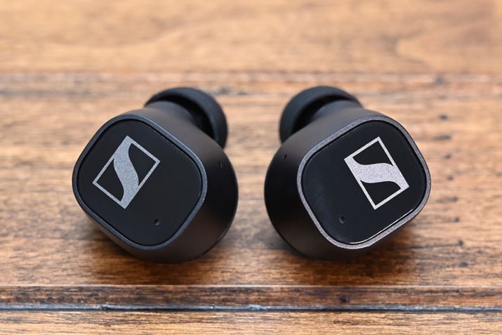 XNGÃj[NȃfUC̗pB{^̓^b`ZT[