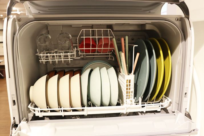 XH@̌ɓeς͖36LŁA24_̐H[\B܂ȔLł