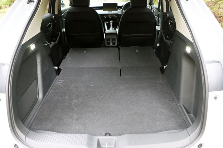 ԒŏAQۂ̐Q́AAV[g̔wOɓ|čBOւO26C`̃}EeoCN2[łقǂ̍LԂ