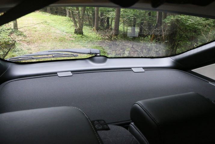 AQ[g߂ƁAgmJo[͎ʐ^̂悤ɃQbWXy[XɂԂBԒۂԓɒ݂艺ԂƂȂ邪ȀɈʒûŎOȂĂKɏAQ\