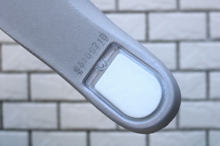 VOl`[̏؂łl[C\[́Aq[ɁuY[ GAvjbg𓋍