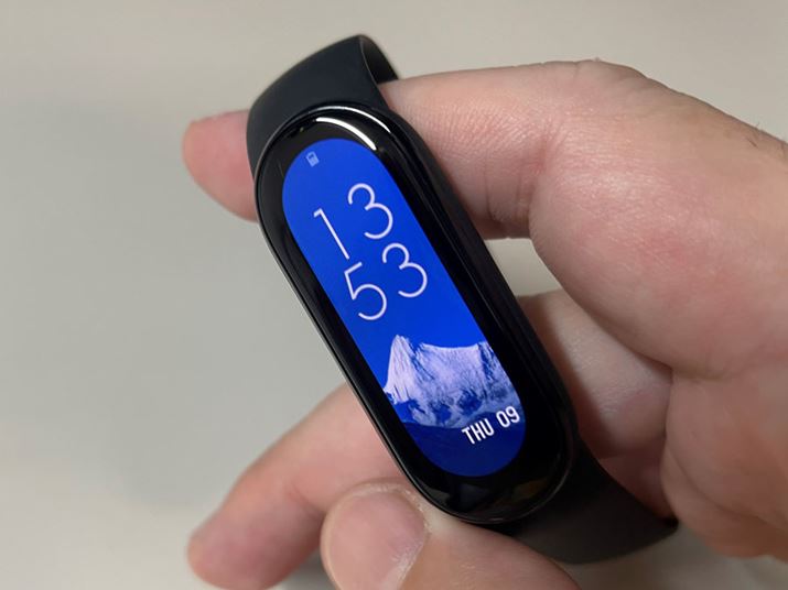 {̃TCY47.4 icj× 18.6ij × 12.7ijmmŁAdʂ͂12.8gBĂ邱ƂقƂǊȂ傫ɁANIȐ𑗂邽߂̂܂܂ȋ@\MbƋlߍ߂Ă܂