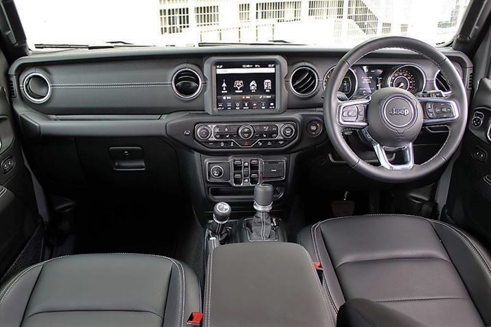 W[vuO[ A~ebh TnṽCeA