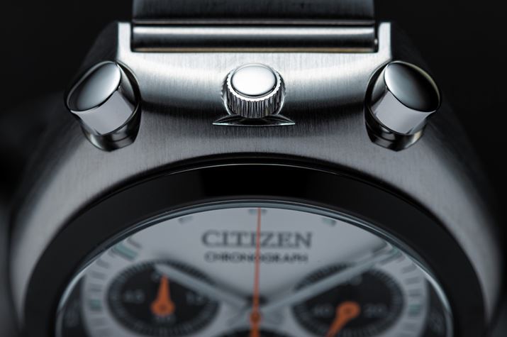 ucmNmv̓{^gbv傫ȂAvbV삪X[Y