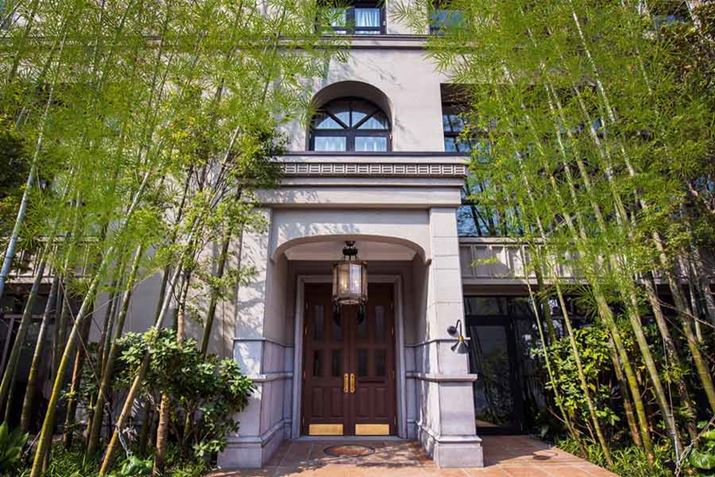 Ȃ݂ɕM҂bɂȂ́AE\QɂuNVJ\QvBlp̃QXgnEX݂؂ł܂BwithRiɌlĂJbv͗vڂłI