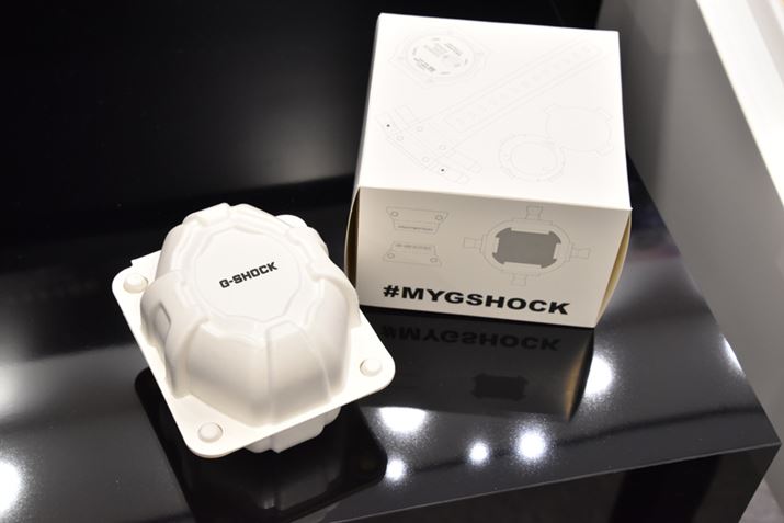 ĩpbP[ẂAy[p[Ntgy߂ʎdl