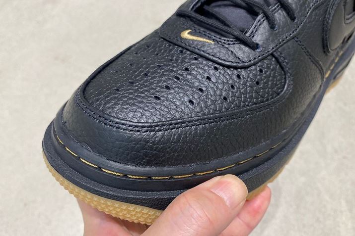 Abp[Ŝ[V{ރ^uU[ō\BȒɃOWA[ȕ͋CĂ܂