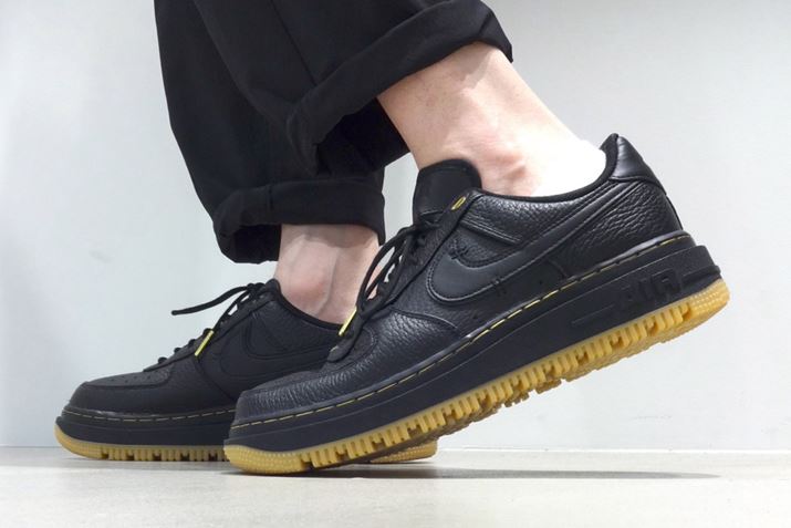 {[郋bNXȂ̂ŁA_EWPbg⍂@\VFȂǁAwr[f[eB[ȃACeƂ̑QI