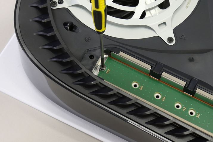 Jo[OAu110vƋLڂĂꏊ̃lWƁA~`̃Xy[T[O