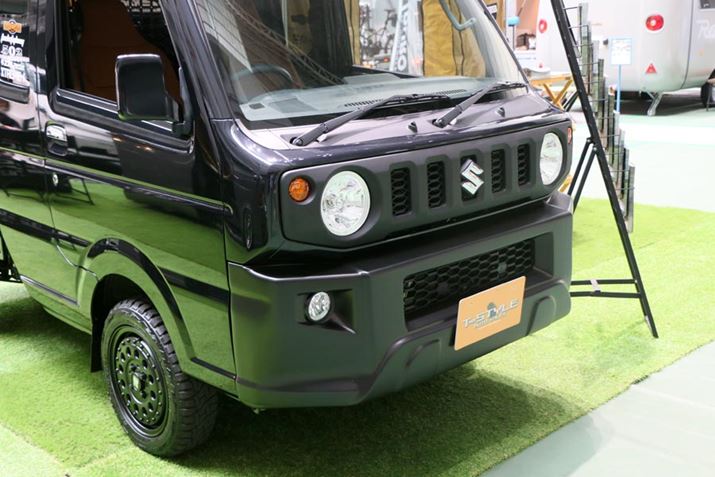 X[p[LCɃWj[̃tgtFCXgݍށuWLBLbgv̉i228,800~`BO⃉CgȂǂ͕ʓrpӂKv邪AWj[p̎ЊOi𑕒邱Ƃ\