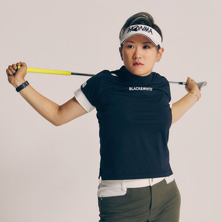 J[͎ʐ^̃ubN̂قAItzCgA~bhu[p