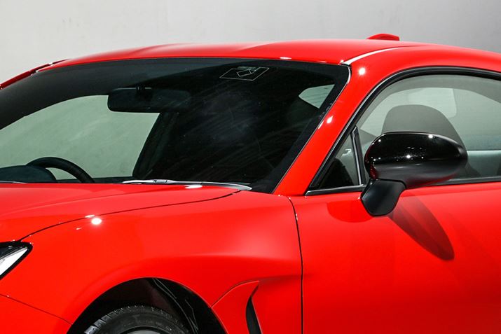 As[ƃtF_[ifUĆjȂĂ炸A؂藣Ă