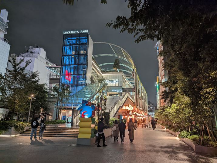 ui[hv͏]@uPixel 5v邭B悤ɂȂĂ܂BȑOuPixelvV[Y̖i[hɂ͂΂炵̂܂AuPixel 6vV[Ył͂ɋꂽ`ł