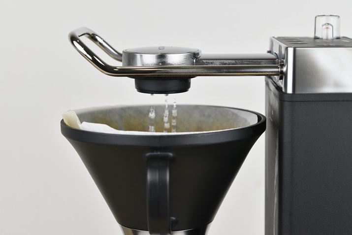 X`[ŃT[o[߂Aʏ̒炨oăR[q[ɍ~蒍B25`40bقǂăR[q[炵ƁAԌIȒŃhbvX^[gB0.2mlPʂŒƋLĂƂAȂ菭ʂ̂łhbvi̓QƁj