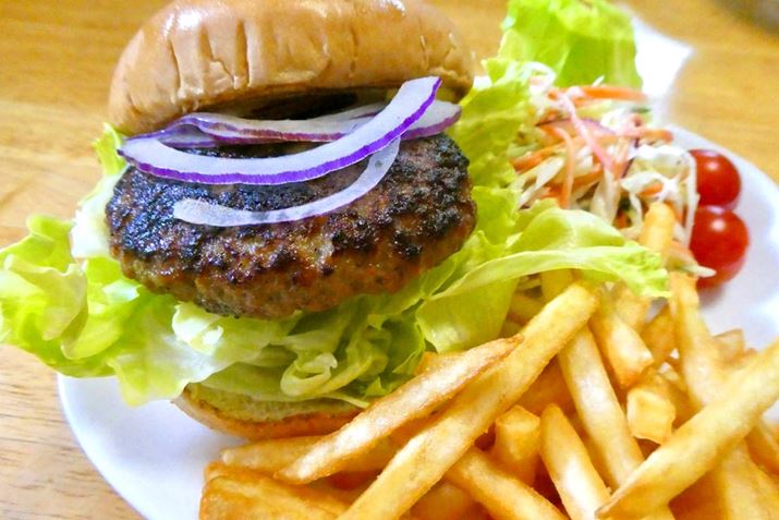 ̂܂܂͂ƐHׂĂQȂ̂łAno[K[ɂĂł