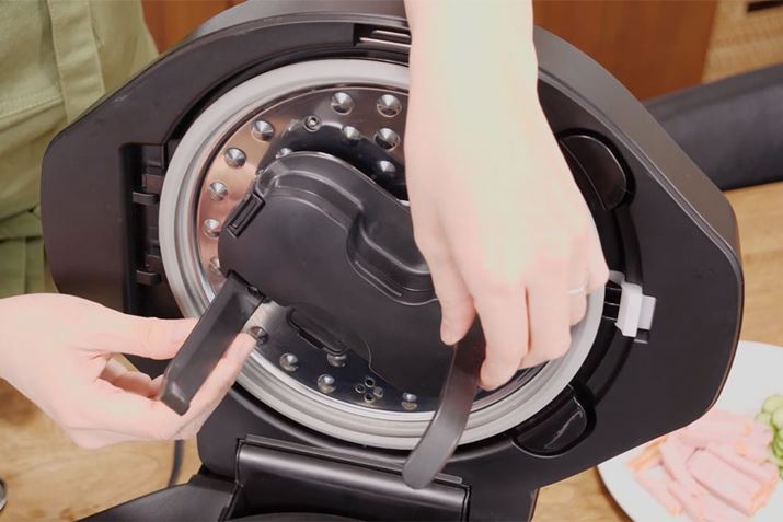 zbgNbN̓́At^ɑĂu܂ZjbgvBŐVfł͂́u܂ZjbgviAő]Xs[h2{ɃAbv܂BɂAHނԂƂł悤ɂȂ̂ł