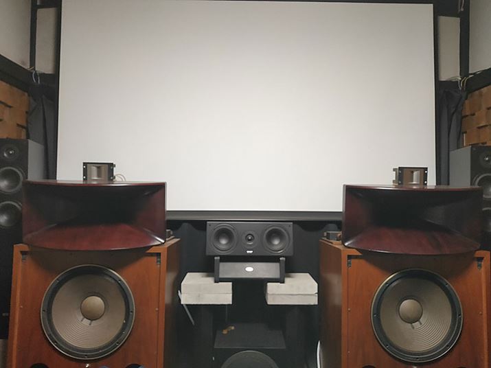 LG4K[U[vWFN^[uHU810PBvHDRɊI