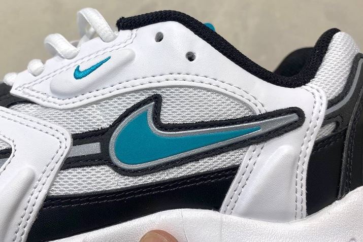 iCLȂ݂́uXEbV}[Nv́A90NヂfȂł͂̏߃TCY̗p