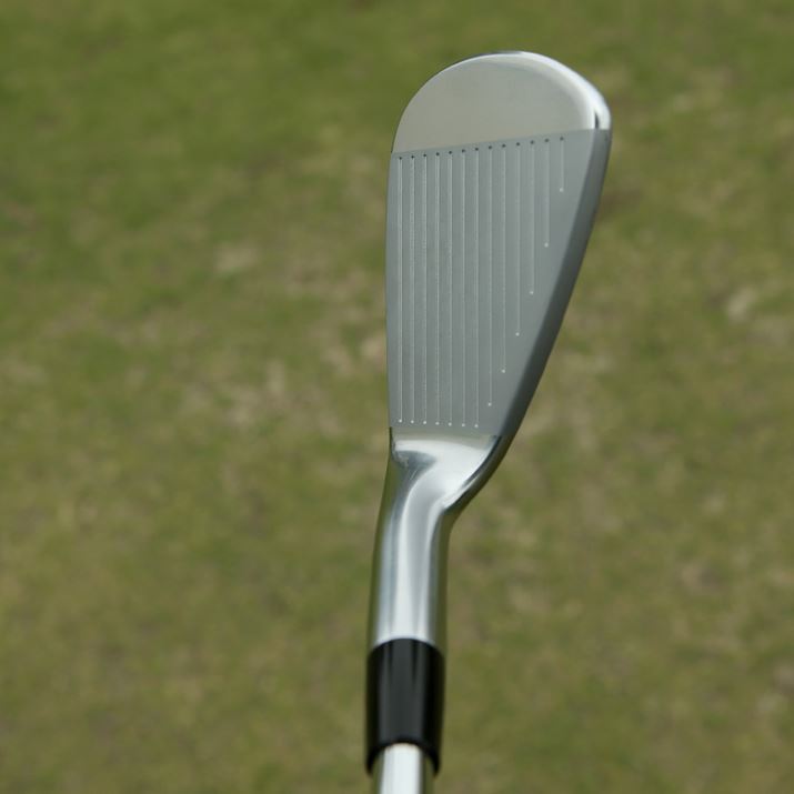 Mizuno Pro 223E#9wbhTCY̓AX[gfƂĂ͕WIi⏬ԂjȃTCYB߂Ɏdグgbvu[hA~Ym炵VFCvtĂ܂BZ~O[XlbNɂȂĂ̂ŁAߓxȃvbV[͊܂