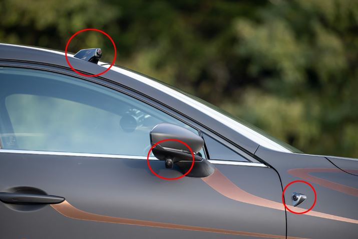 uCO-PILOT CONCEPTvZpԂɂ́ÃJi摜̐Ԋہj~g[_[A\i[ȂǂڂĂ