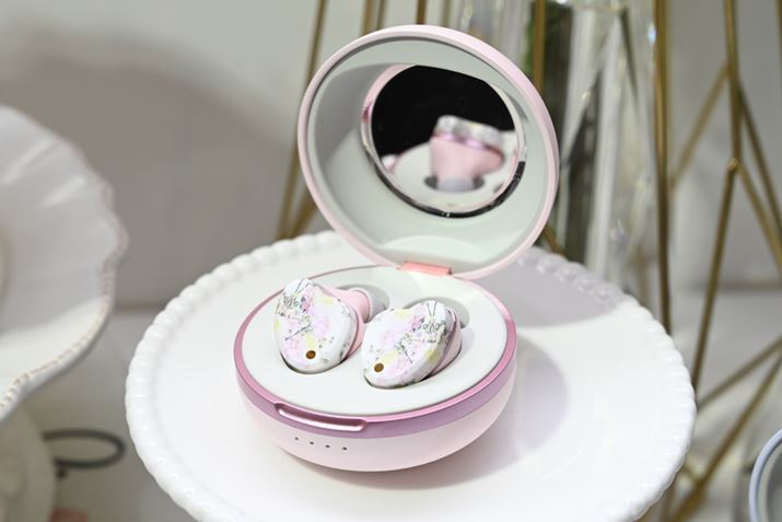 uTE-D01i2v́AtFCXv[gĊy߂