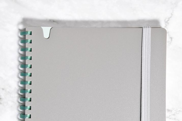 \̍̐؂茇ɂ́AỹNbv}ăyz_[Ƃėpł