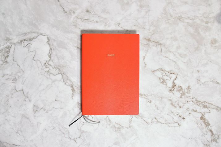 ySPECzȃtH[}bgFԃubN{Tԃo[`JiԎȂjTCYFA5ό^i135×c192mmj\̃JoFbhiʐ^jAX[L[O[ACfBSu[AX[L[sNA~UCG[2,970~