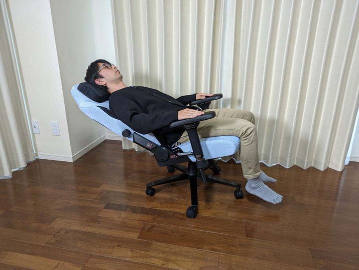 NCjOő܂œ|āAɃbLOƁAɂĂ߂ႭyBŐQĂ܂xł